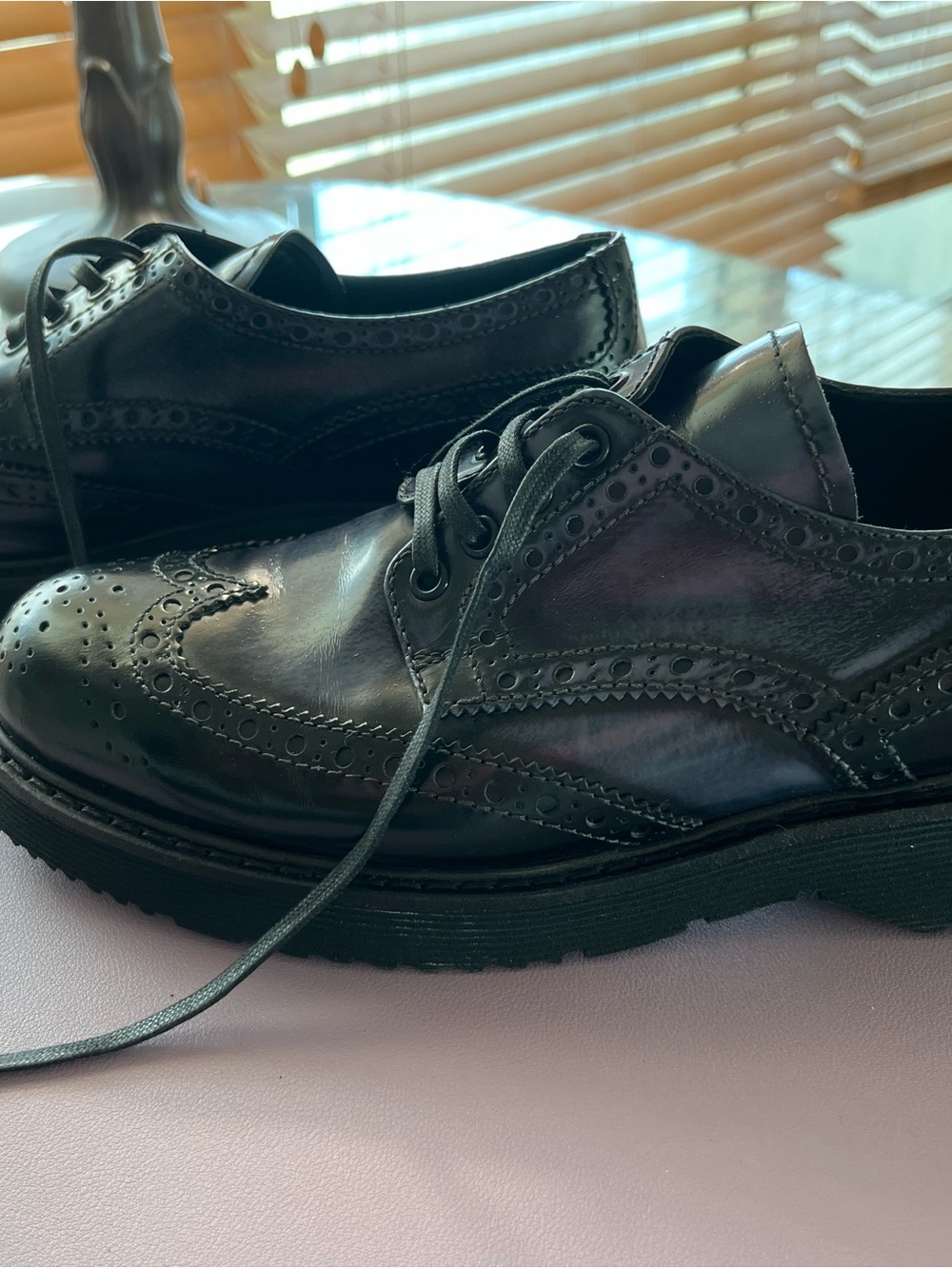 Prada Black Leather Women's Brogue Lace-Up Flats - Picture 2 of 4